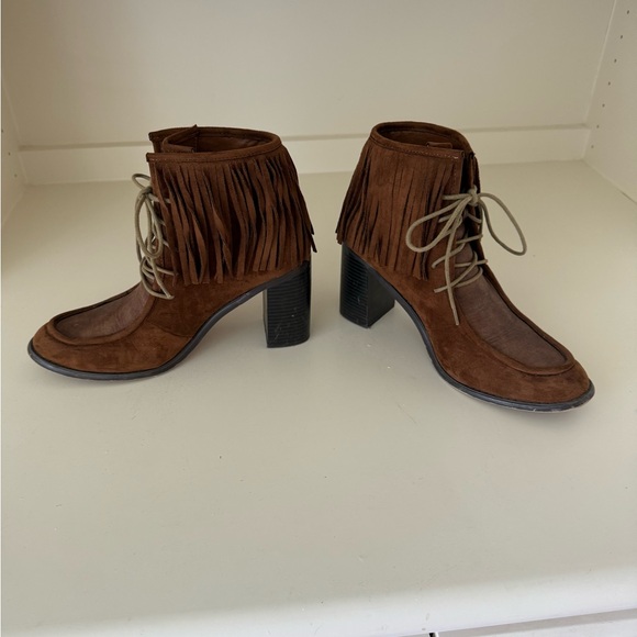 Anthropologie Vanessa Wu Brown Fringe Booties Size 41/9.5 - Picture 7 of 9